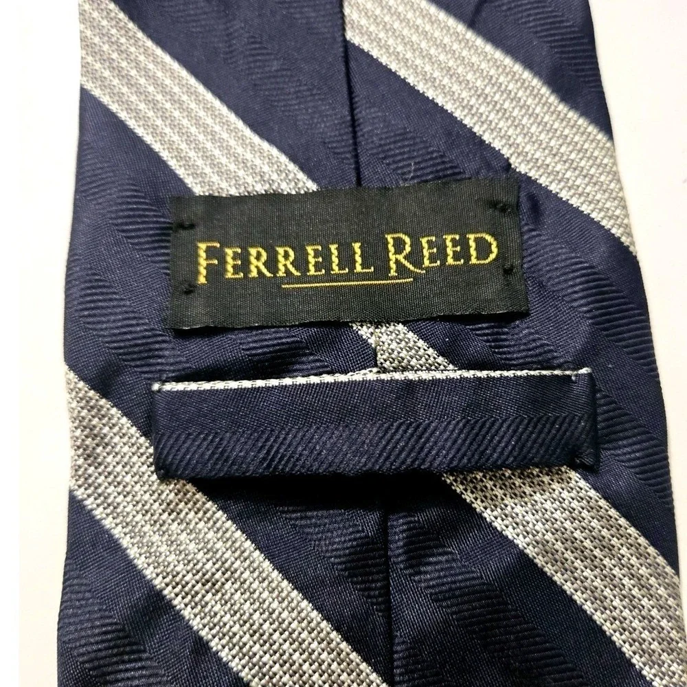 Ferrell Reed‎ Mens Silk Tie Navy Blue Silver Gold Striped Hand Tailored USA Made